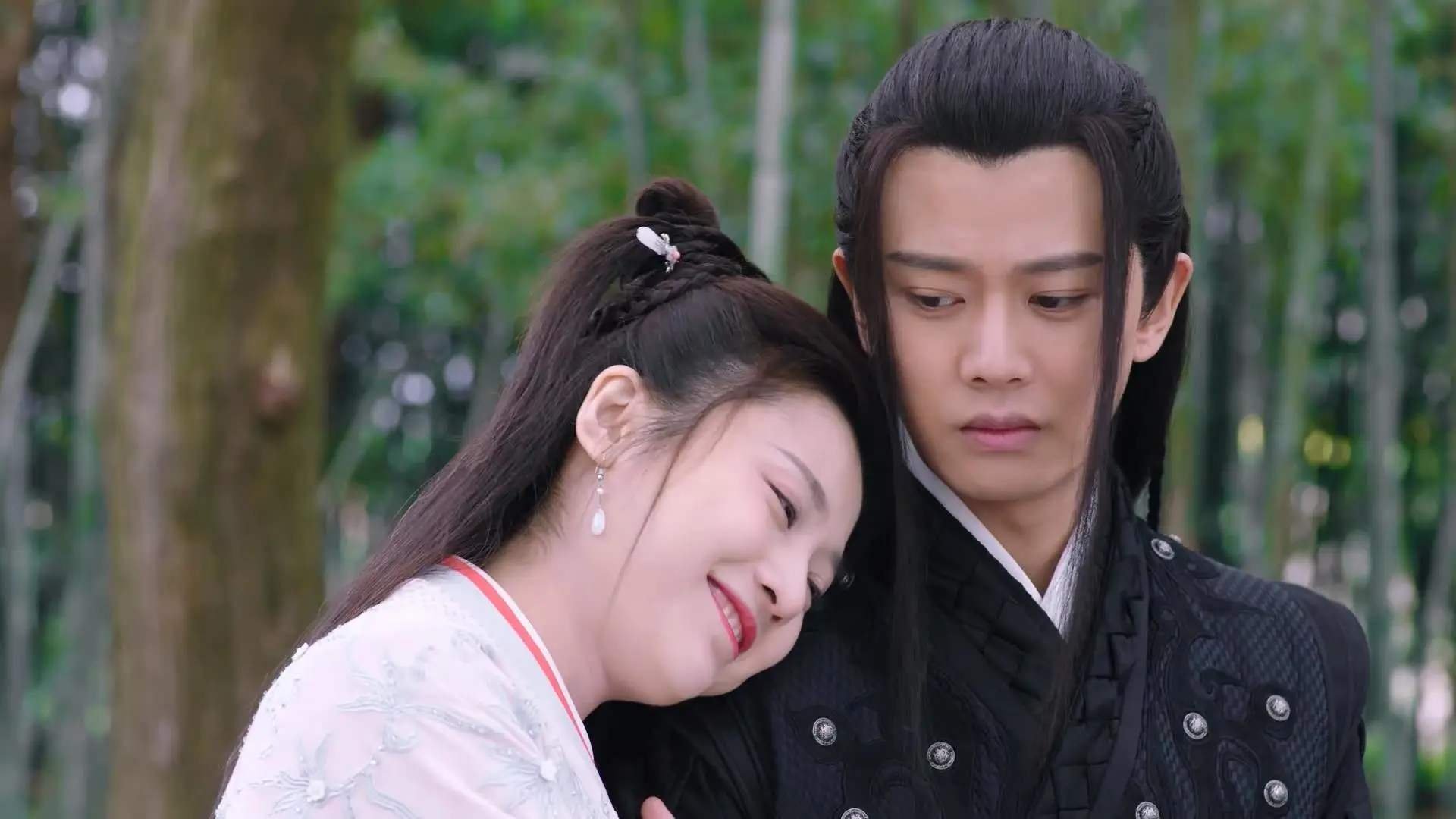 德甲劲爆瞬间:节奏紧凑,精彩不断!,德甲经典比赛